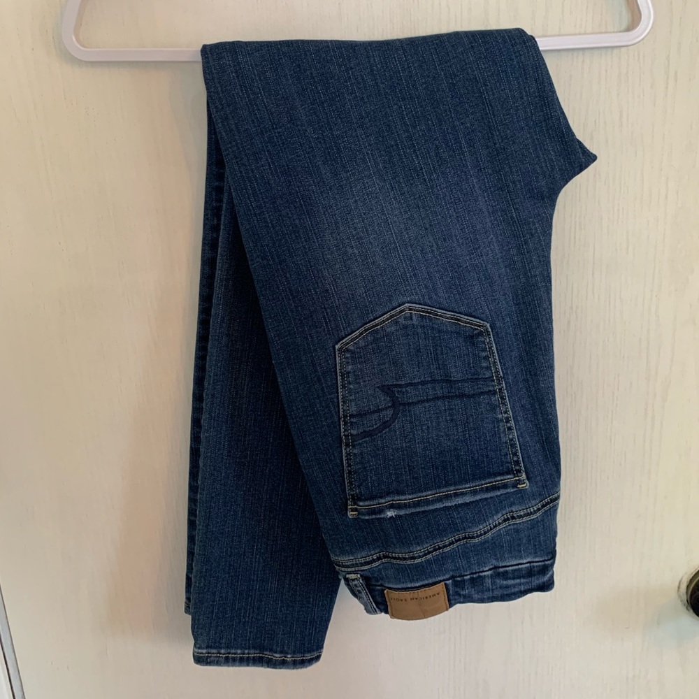 American Eagle High Rise Curvy Distressed Jeans